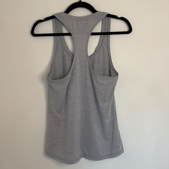 Vuori Heathered Grey Lux Performance Racerback Athletic Tank - Picture 4 of 6
